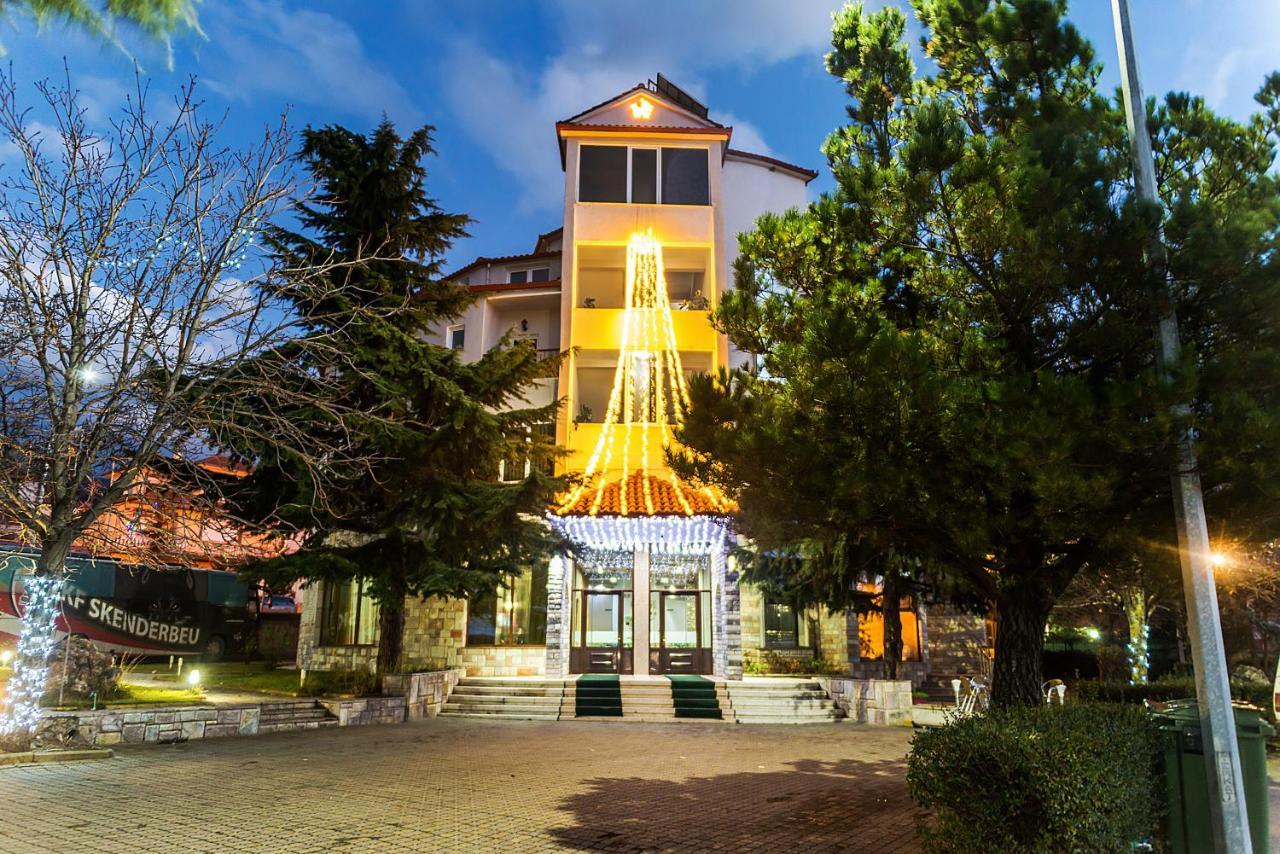 Hotel George كورتشي المظهر الخارجي الصورة
