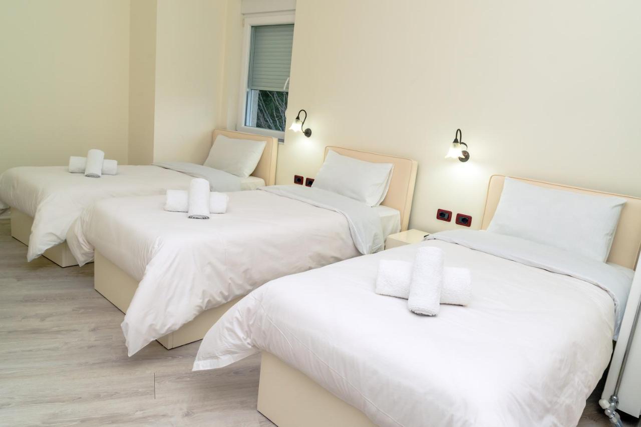 Hotel George كورتشي المظهر الخارجي الصورة