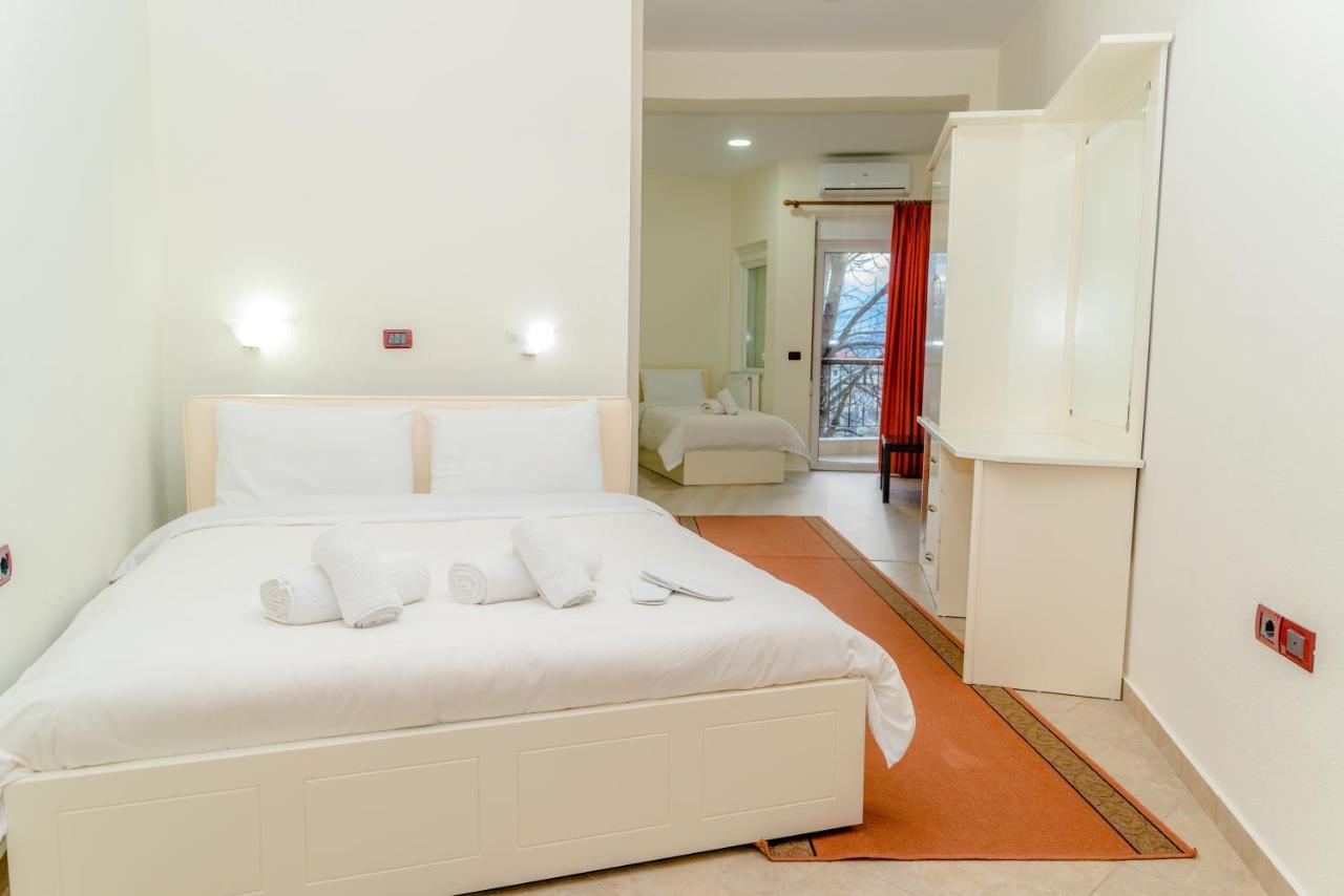 Hotel George كورتشي المظهر الخارجي الصورة