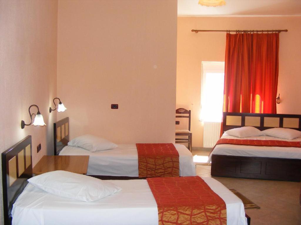 Hotel George كورتشي المظهر الخارجي الصورة